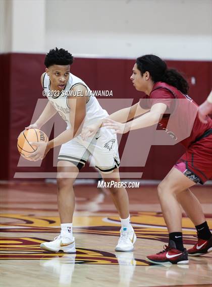 Thumbnail 1 in Oak Park vs St. Pius X-St. Matthias Academy (So Cal Showdown) photogallery.