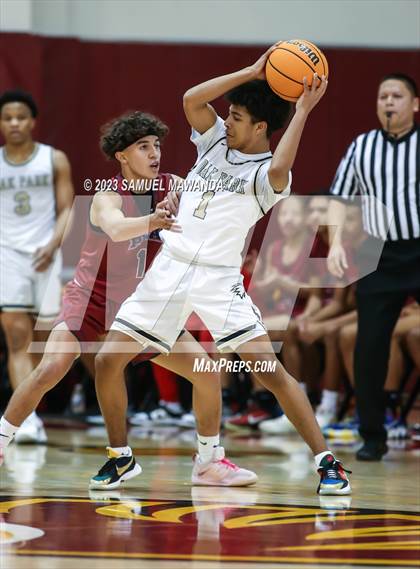Thumbnail 3 in Oak Park vs St. Pius X-St. Matthias Academy (So Cal Showdown) photogallery.