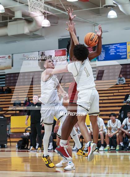 Thumbnail 3 in Oak Park vs St. Pius X-St. Matthias Academy (So Cal Showdown) photogallery.