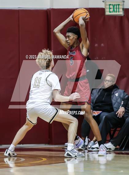 Thumbnail 3 in Oak Park vs St. Pius X-St. Matthias Academy (So Cal Showdown) photogallery.