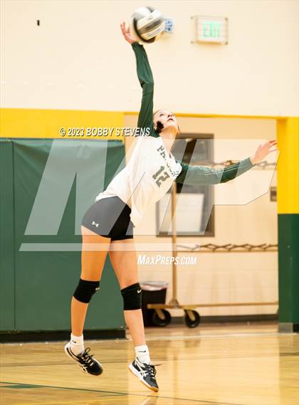 Thumbnail 2 in Mitchell @ Falcon photogallery.