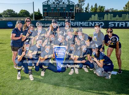Thumbnail 2 in Oak Ridge vs. Whitney (CIF SJS D1 Final) photogallery.