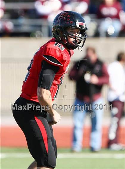 Thumbnail 3 in Coppell vs. Plano (5A Region 1 Bi-District Playoffs)  photogallery.