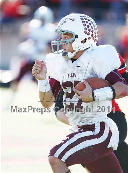 Thumbnail 1 in Coppell vs. Plano (5A Region 1 Bi-District Playoffs)  photogallery.