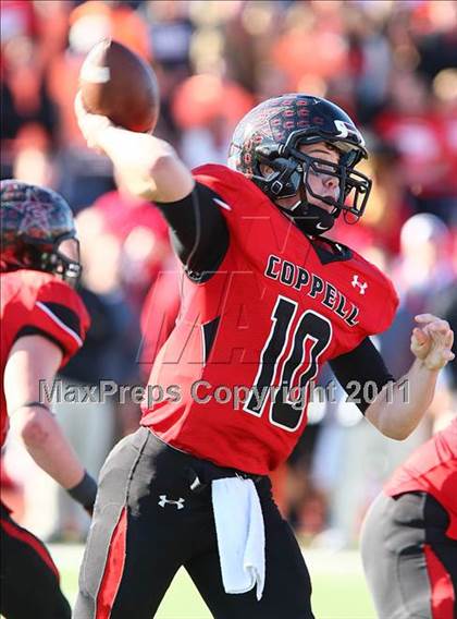 Thumbnail 3 in Coppell vs. Plano (5A Region 1 Bi-District Playoffs)  photogallery.