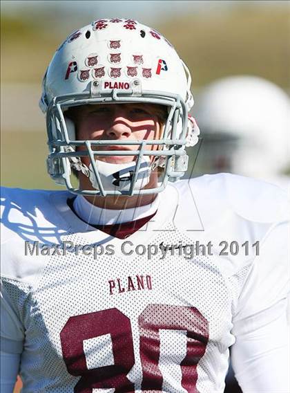 Thumbnail 3 in Coppell vs. Plano (5A Region 1 Bi-District Playoffs)  photogallery.
