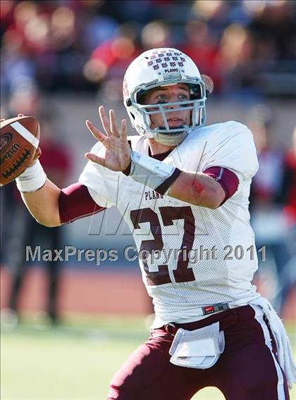 Thumbnail 2 in Coppell vs. Plano (5A Region 1 Bi-District Playoffs)  photogallery.
