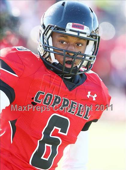 Thumbnail 2 in Coppell vs. Plano (5A Region 1 Bi-District Playoffs)  photogallery.
