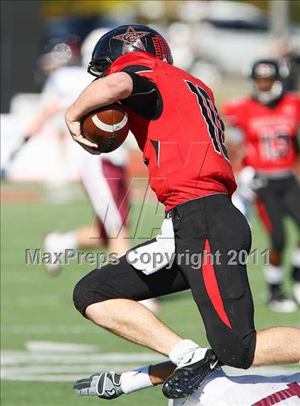 Thumbnail 3 in Coppell vs. Plano (5A Region 1 Bi-District Playoffs)  photogallery.