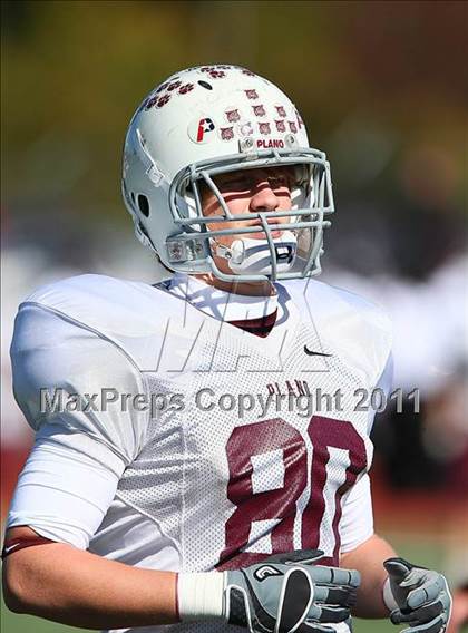 Thumbnail 2 in Coppell vs. Plano (5A Region 1 Bi-District Playoffs)  photogallery.