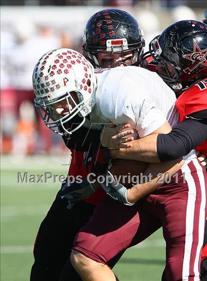Thumbnail 1 in Coppell vs. Plano (5A Region 1 Bi-District Playoffs)  photogallery.