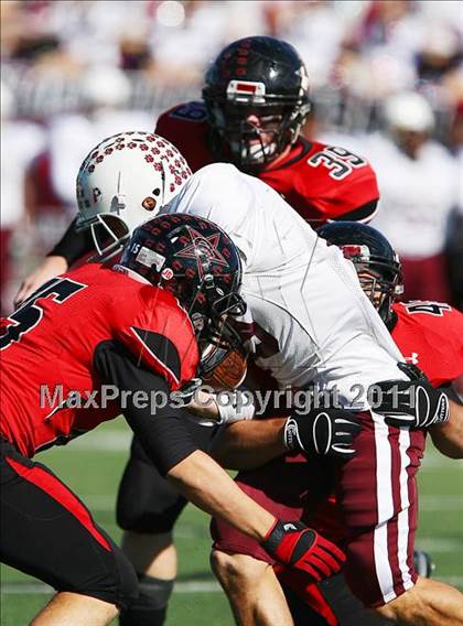 Thumbnail 1 in Coppell vs. Plano (5A Region 1 Bi-District Playoffs)  photogallery.