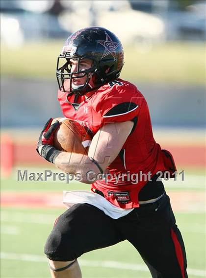 Thumbnail 3 in Coppell vs. Plano (5A Region 1 Bi-District Playoffs)  photogallery.