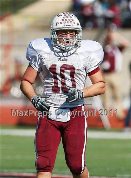 Thumbnail 3 in Coppell vs. Plano (5A Region 1 Bi-District Playoffs)  photogallery.