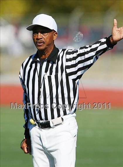 Thumbnail 1 in Coppell vs. Plano (5A Region 1 Bi-District Playoffs)  photogallery.