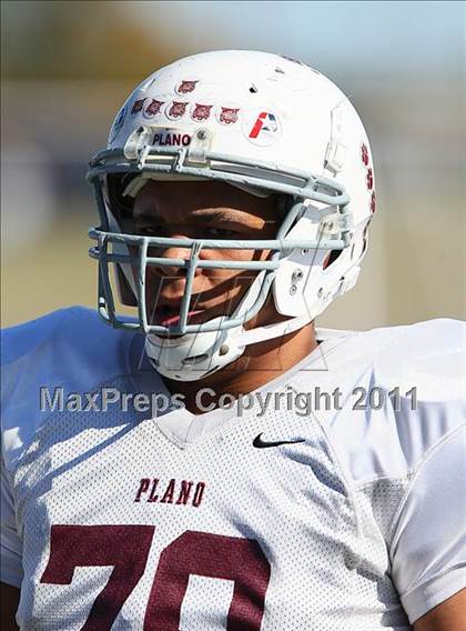 Thumbnail 2 in Coppell vs. Plano (5A Region 1 Bi-District Playoffs)  photogallery.