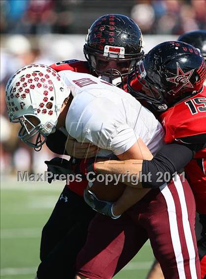Thumbnail 2 in Coppell vs. Plano (5A Region 1 Bi-District Playoffs)  photogallery.