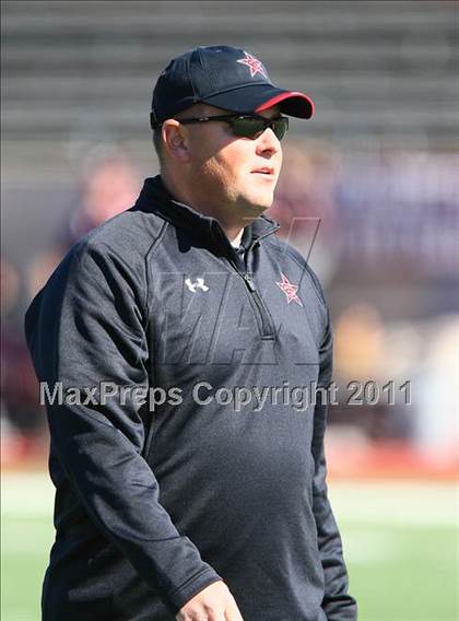Thumbnail 3 in Coppell vs. Plano (5A Region 1 Bi-District Playoffs)  photogallery.