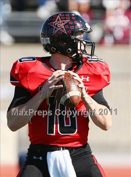 Thumbnail 2 in Coppell vs. Plano (5A Region 1 Bi-District Playoffs)  photogallery.