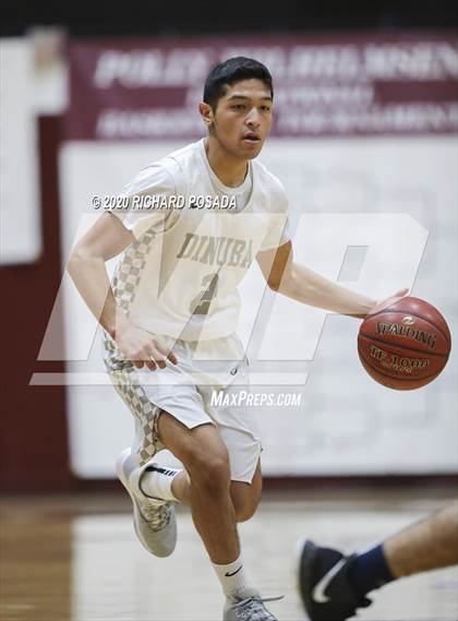 Thumbnail 2 in Dinuba vs Redwood (Polly Wilhelmsen Invitational) photogallery.