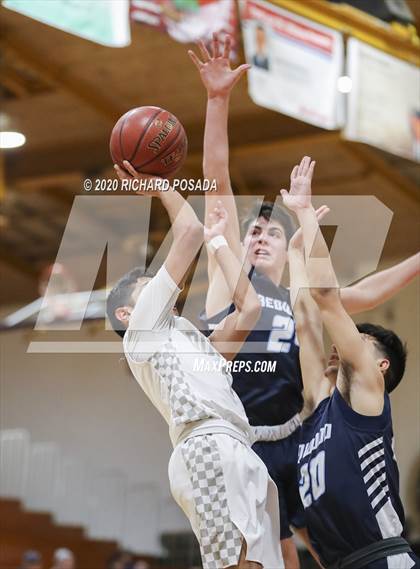 Thumbnail 3 in Dinuba vs Redwood (Polly Wilhelmsen Invitational) photogallery.