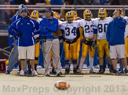 Thumbnail 1 in West Mifflin vs. Franklin Regional (WPIAL Class AAA Quarterfinal) photogallery.