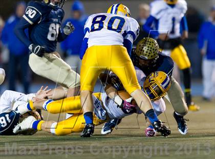 Thumbnail 1 in West Mifflin vs. Franklin Regional (WPIAL Class AAA Quarterfinal) photogallery.