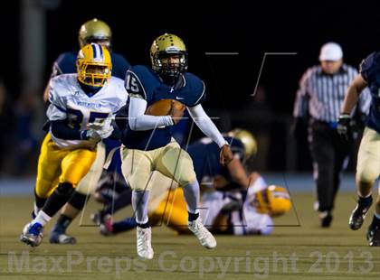 Thumbnail 1 in West Mifflin vs. Franklin Regional (WPIAL Class AAA Quarterfinal) photogallery.