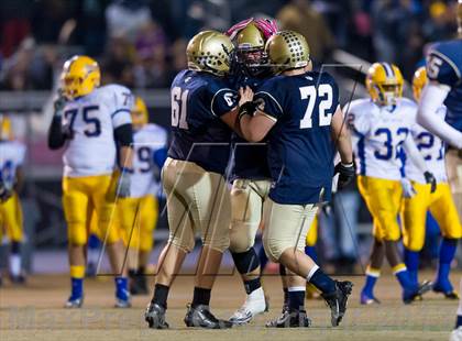 Thumbnail 3 in West Mifflin vs. Franklin Regional (WPIAL Class AAA Quarterfinal) photogallery.