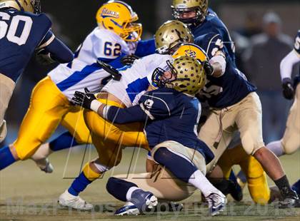 Thumbnail 3 in West Mifflin vs. Franklin Regional (WPIAL Class AAA Quarterfinal) photogallery.