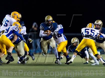 Thumbnail 3 in West Mifflin vs. Franklin Regional (WPIAL Class AAA Quarterfinal) photogallery.