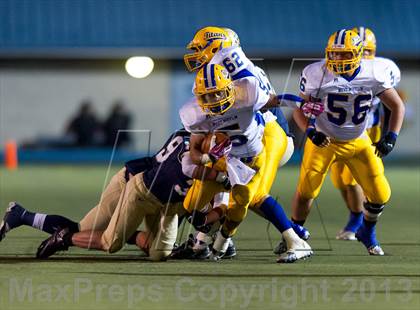 Thumbnail 2 in West Mifflin vs. Franklin Regional (WPIAL Class AAA Quarterfinal) photogallery.