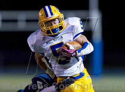 Thumbnail 2 in West Mifflin vs. Franklin Regional (WPIAL Class AAA Quarterfinal) photogallery.