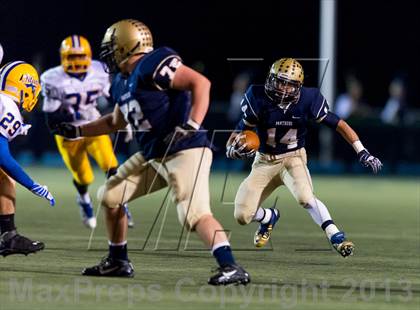 Thumbnail 3 in West Mifflin vs. Franklin Regional (WPIAL Class AAA Quarterfinal) photogallery.