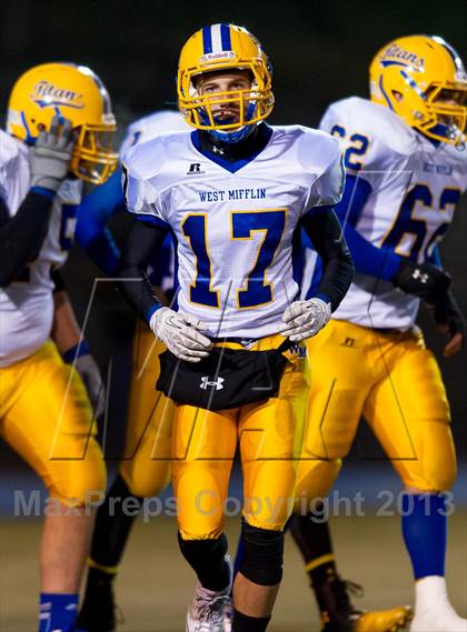 Thumbnail 2 in West Mifflin vs. Franklin Regional (WPIAL Class AAA Quarterfinal) photogallery.