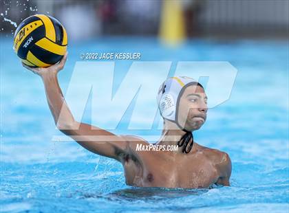 Thumbnail 3 in St. Francis vs. Crespi photogallery.