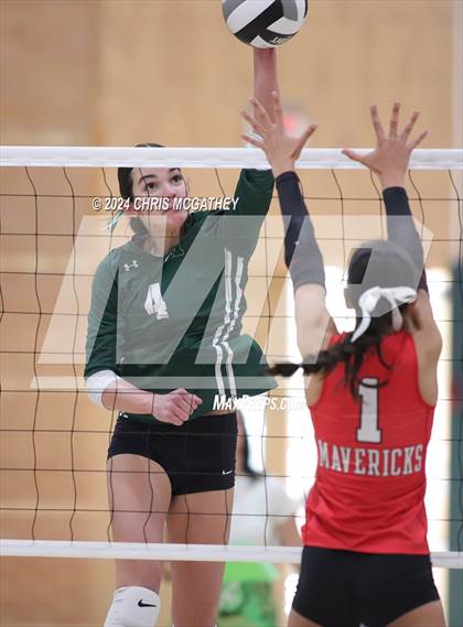 Thumbnail 2 in Hockaday vs St. John's (Southwest Prep 4A Final) photogallery.