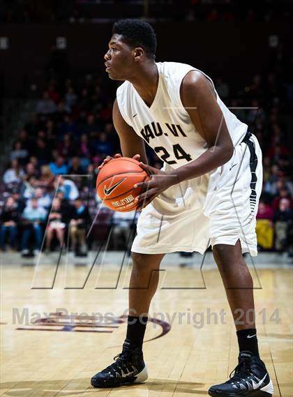 Thumbnail 2 in Paul VI  vs. Christ the King (Bass Pro Tournament of Champions) photogallery.