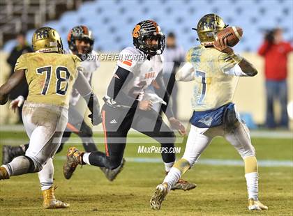 Thumbnail 2 in Wallace-Rose Hill vs. Reidsville (NCHSAA 2A Final) photogallery.