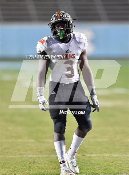 Thumbnail 2 in Wallace-Rose Hill vs. Reidsville (NCHSAA 2A Final) photogallery.