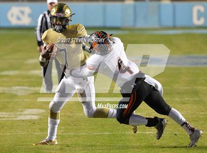 Thumbnail 1 in Wallace-Rose Hill vs. Reidsville (NCHSAA 2A Final) photogallery.