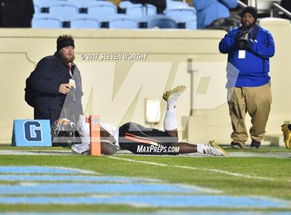 Thumbnail 2 in Wallace-Rose Hill vs. Reidsville (NCHSAA 2A Final) photogallery.