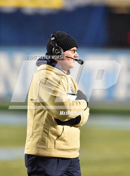 Thumbnail 3 in Wallace-Rose Hill vs. Reidsville (NCHSAA 2A Final) photogallery.