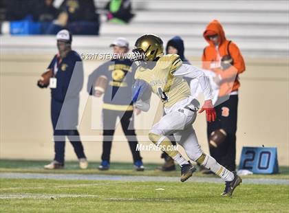Thumbnail 2 in Wallace-Rose Hill vs. Reidsville (NCHSAA 2A Final) photogallery.