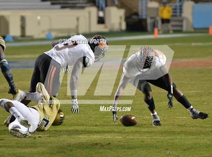 Thumbnail 1 in Wallace-Rose Hill vs. Reidsville (NCHSAA 2A Final) photogallery.