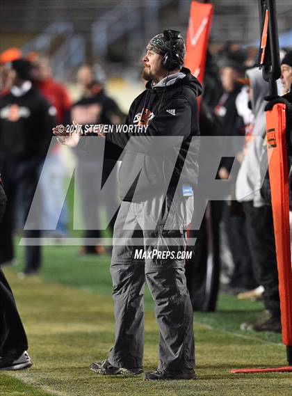Thumbnail 3 in Wallace-Rose Hill vs. Reidsville (NCHSAA 2A Final) photogallery.