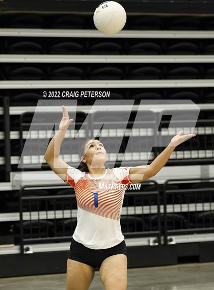 Thumbnail 1 in Timpview vs. Northridge (UHSAA 5A Quarterfinal) photogallery.
