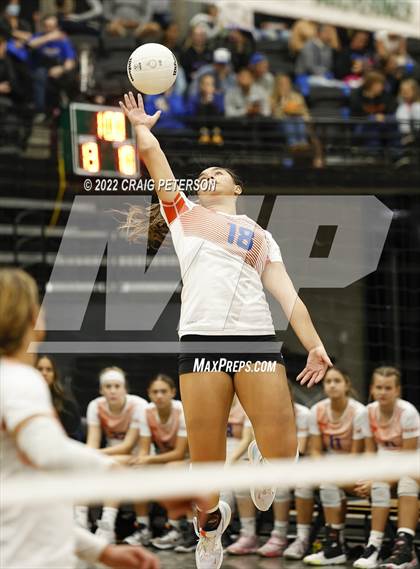 Thumbnail 1 in Timpview vs. Northridge (UHSAA 5A Quarterfinal) photogallery.