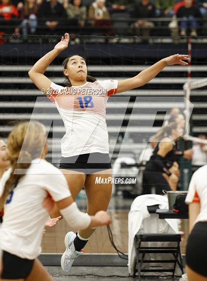 Thumbnail 2 in Timpview vs. Northridge (UHSAA 5A Quarterfinal) photogallery.