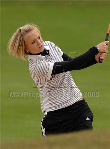 Thumbnail 1 in NCHSAA Girls Championships (1A/2A/3A - Day 1) photogallery.